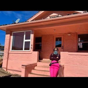 Meet your Posher, Nicole